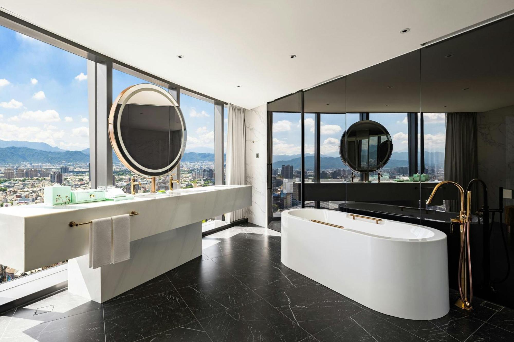 Le Meridien Taichung Dış mekan fotoğraf Bathroom