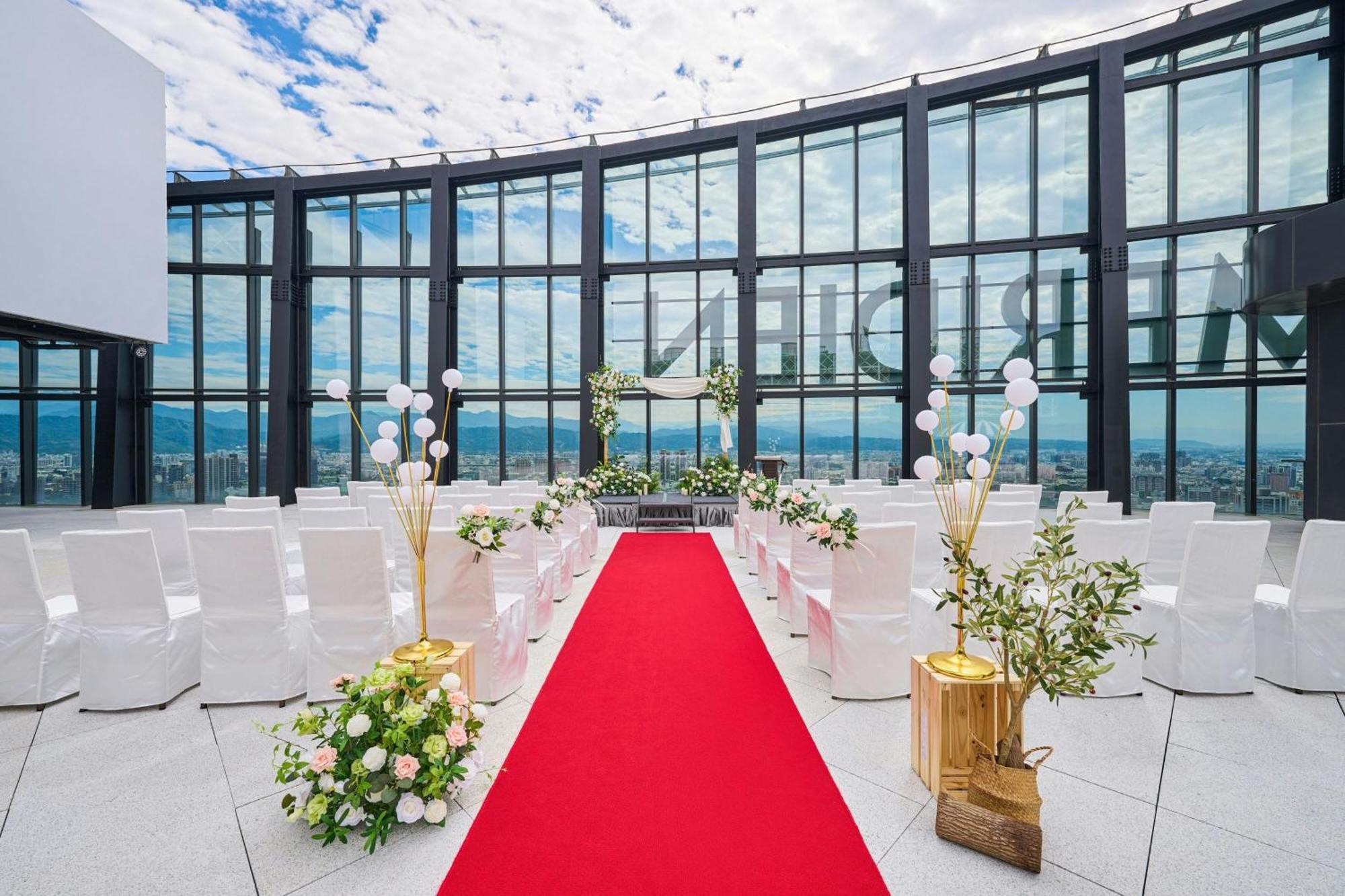 Le Meridien Taichung Dış mekan fotoğraf The Sky Chapel